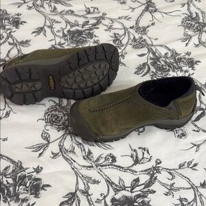 KEEN Men's Green Slip-On Shoes